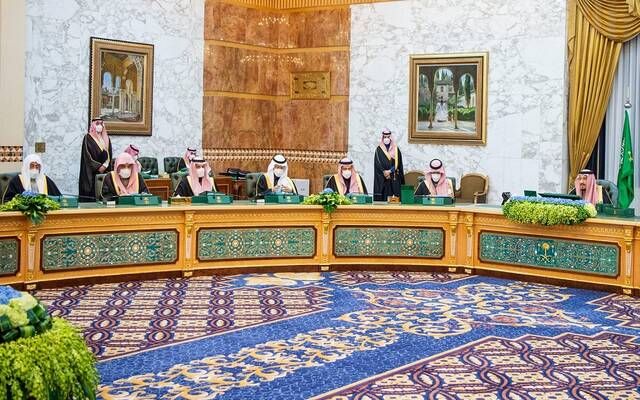 مجلس الوزراء يجدد حرص المملكة على دعم جهود تعزيز استقرار أسواق النفط