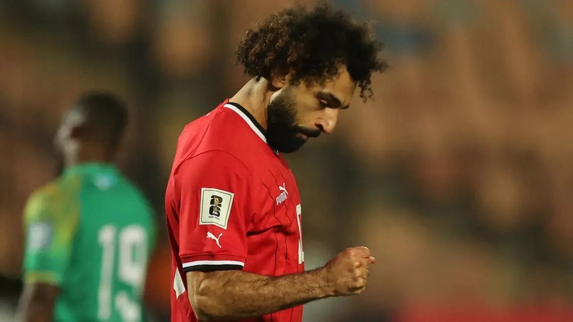 "الابتعاد عن مواقع التواصل" ضمن نصائح صلاح للاعبي المنتخب في كوت ديفوار