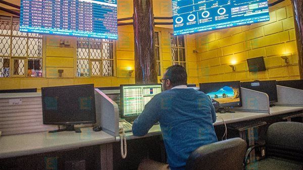99.2 مليار جنيه إجمالي قيمة التداول بالبورصة خلال جلسة منتصف الأسبوع