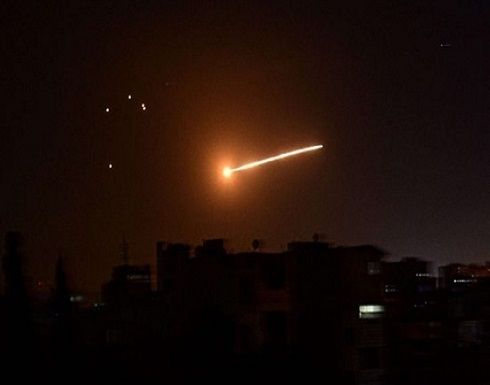 سوريا.. إصابة جندي وخسائر مادية جراء قصف جوي "إسرائيلي" على محيط دمشق