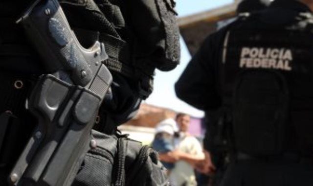 إلقاء القبض على 4 ضباط شرطة بسبب مقتل شاب فى المكسيك