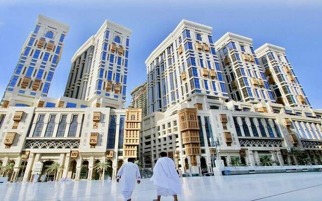 "جبل عمر" تتسلم رخصة تشغيل البرج الثاني لفندق "جميرا" بجوار الحرم المكي
