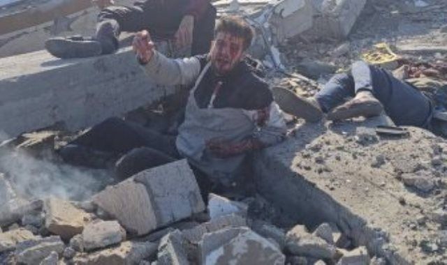 إصابة الصحفى الفلسطينى عماد غبون فى استهداف إسرائيلى شمال غزة