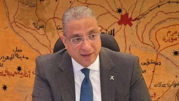 بحضور وزير التجارة والصناعة، وضع حجر الأساس لاول مصنع بالمنطقة الحرة بمحافظة الفيوم