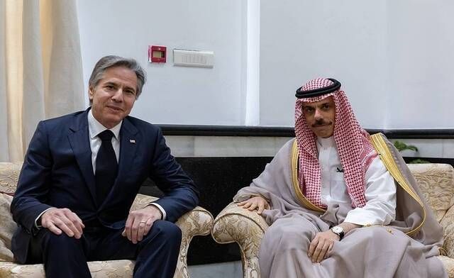 السعودية وأمريكا تبحثان التطورات في قطاع غزة ومحيطها