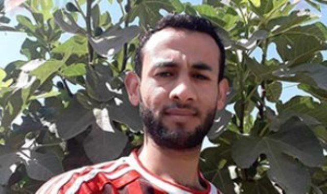 حمزة خميس فلسطينى مرفوع الرأس بغزة.. إسرائيل تقتل والده وزوجة أخيه وطفلها أمام عينيه