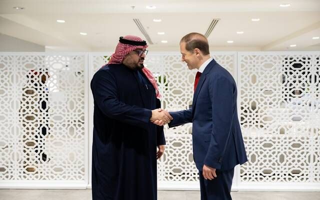 وزير الاقتصاد والتخطيط يبحث تعزيز التعاون التجاري مع روسيا وسويسرا