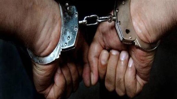 تفاصيل التحقيق في اتهام طالب بابتزاز فتاة وتهديدها بنشر صورها بالجيزة