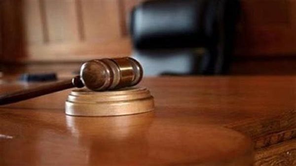 وصول المتهمين في قضية رشوة التموين إلى جلسة محاكمتهم