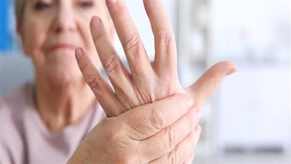أعراض التهاب المفاصل، و5 عوامل تزيد من الإصابة