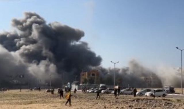 مدير مستشفى غزة الأوروبي: الاحتلال يخوض حربا بهدف تهجير الفسطينيين