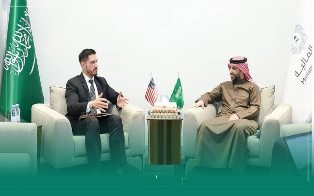 مساعد وزير المالية يبحث مع الملحق المالي لوزارة الخزانة الأمريكية تعزيز العلاقات