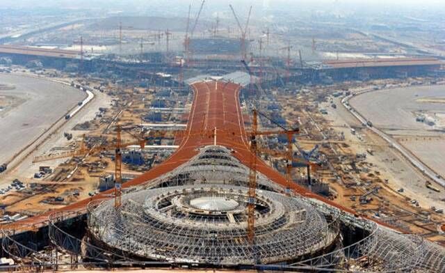 مطار الملك عبدالعزيز الدولي يستقبل أولى الرحلات الجوية من تركمانستان