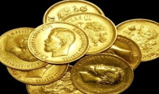 سعر الجنيه الذهب فى مصر يتراجع 40 جنيها وتوقعات بمزيد من الهبوط