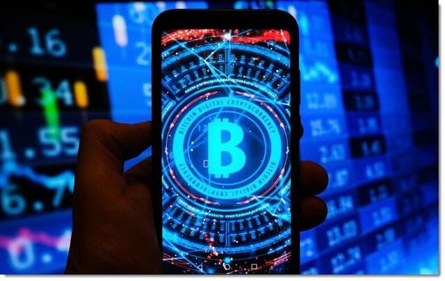 "ستاندرد تشارترد" يتوقع قفزة بيتكوين إلى 150,000 بنهاية 2024