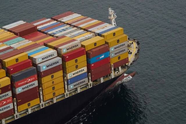 "ميرسك": اضطرابات الشرق الأوسط ستخفض سعة الشحن بين 15-20%