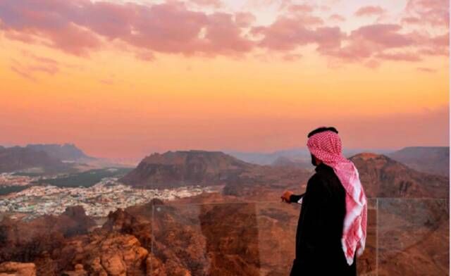 "العُلا" تشارك في سوق السفر العربي وتوقع شراكات استراتيجية بالقطاع