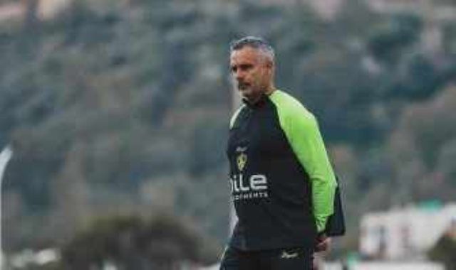 محاضرة فنية أخيرة من جوميز للاعبى الزمالك قبل مواجهة نهضة بركان