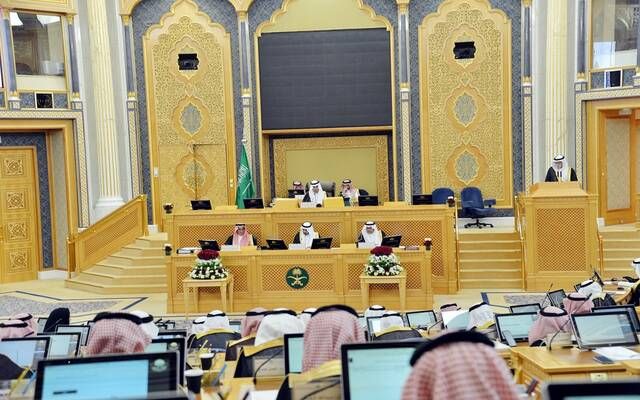 مجلس الشورى يوجه عدة مطالبات لوزارة التجارة وهيئة الاتصالات