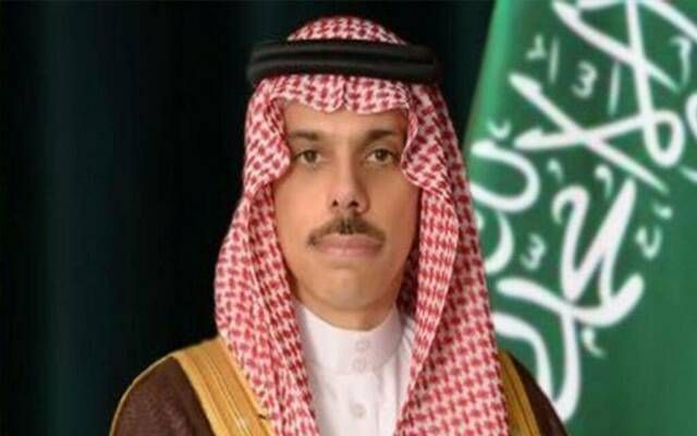 وزير الخارجية يبحث تعزيز التعاون مع الصين بعدة مجالات
