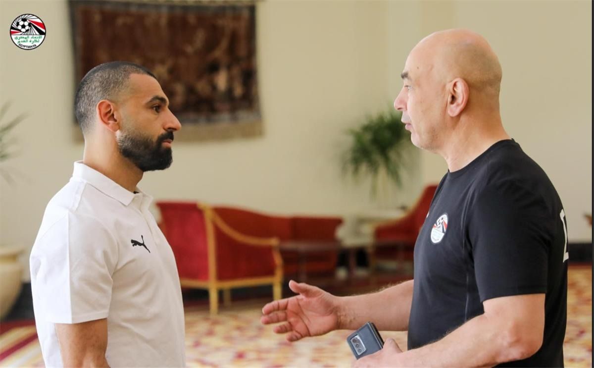 سِرّ "غضب صلاح" في معسكر المنتخب "على عهدة شوبير"