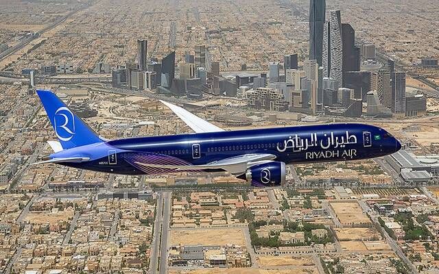 طيران الرياض يوقع اتفاقية تعاون استراتيجي مع مصر للطيران
