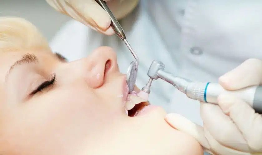 وداعًا للتركيب الصناعي.. دواء خاص "لإعادة نمو الأسنان" من جديد
