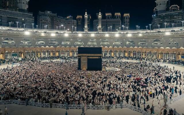 وزارة الحج تبدأ إصدار تأشيرات العمرة للموسم الجديد