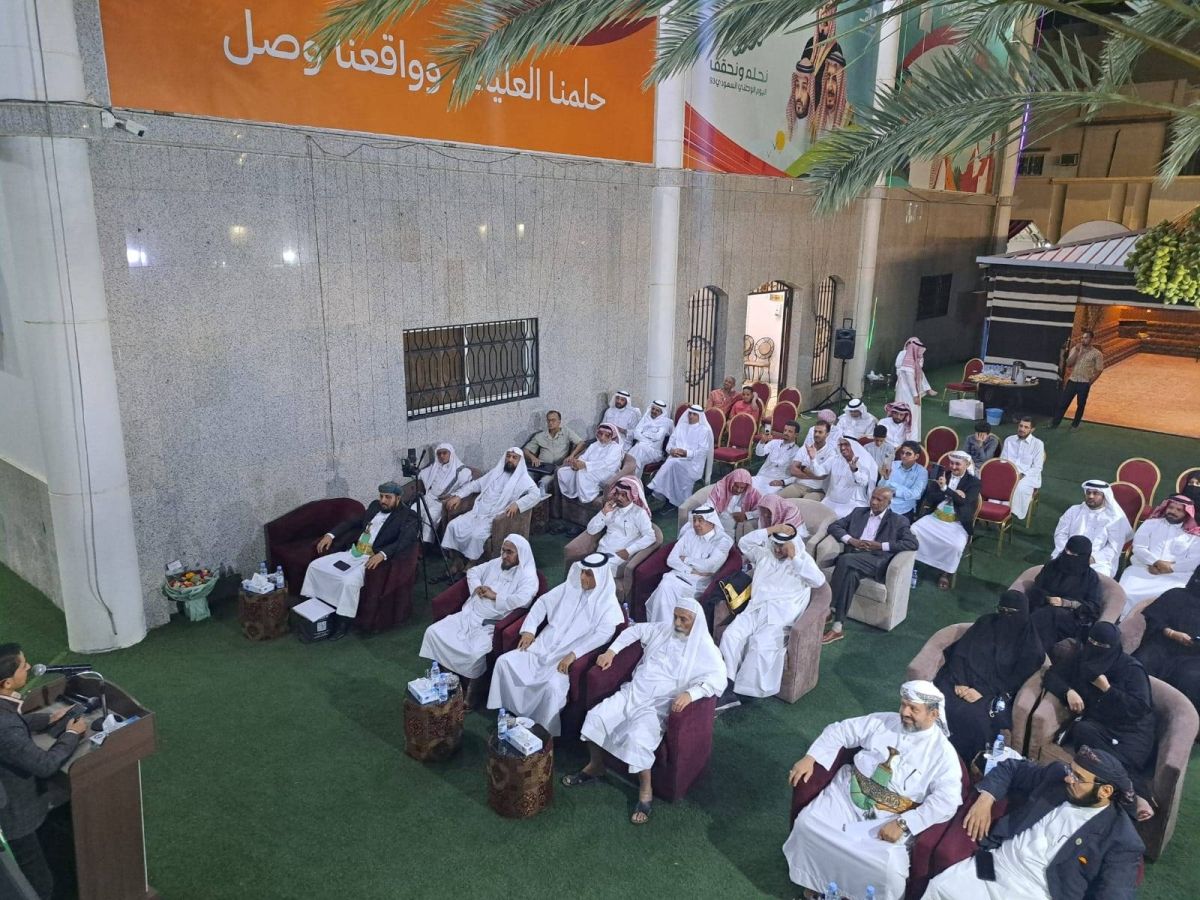 شعراء يمنيون ينثرون إبداعهم في أدبي الطائف