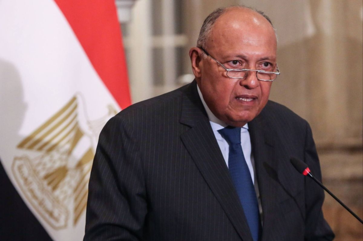 مصر تدعو إلى حل سياسي في السودان بلا إملاءات