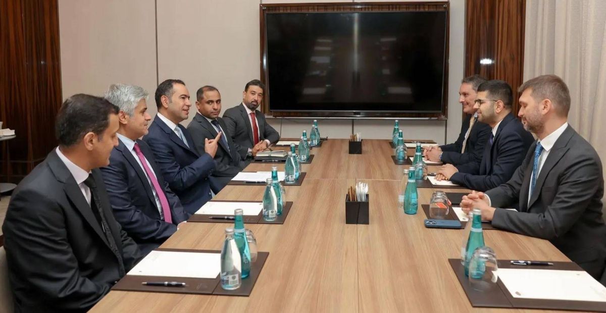 الحقيل يبحث في إسطنبول تبادل الخبرات في تطبيق تقنيات البناء المستدام