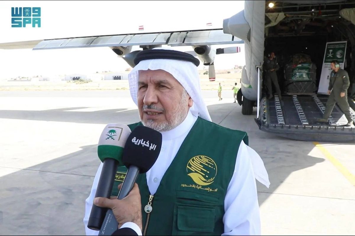 30 طن أغذية سعودية لغزة عبر إنزال جوي