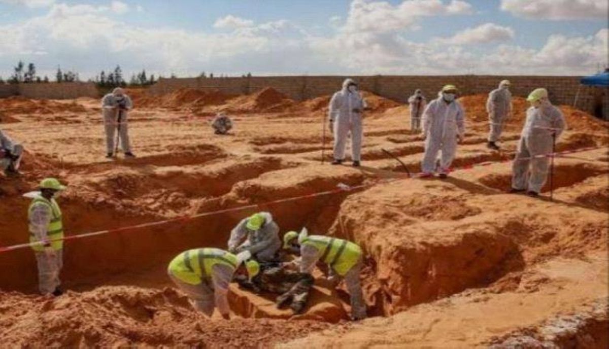 اكتشاف مقبرة جماعية بين ليبيا وتونس يثير قلقا أمميا
