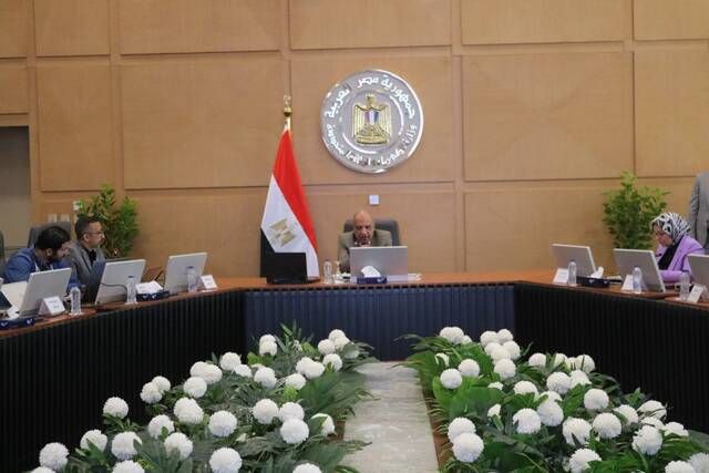 وزير الكهرباء المصري يوجّه بإنهاء خط الربط مع السعودية وتشغيله قبل الصيف المقبل