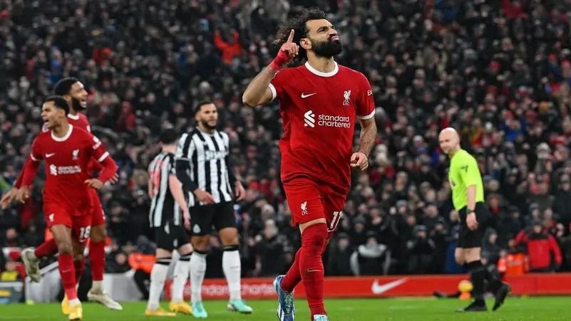 محمد صلاح يتلقى عرض احتراف "مُدته 5 دقائق فقط" من ممثل شهير