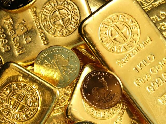 الذهب ينهي تعاملات الجمعة على ارتفاع.. ولكن بخسائر للأسبوع الثاني على التوالي