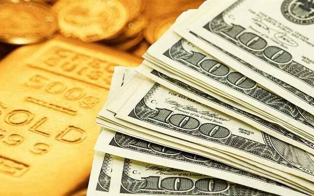 الذهب يتراجع بنهاية تعاملات الاثنين مع ترقب اجتماع الفيدرالي الأميركي
