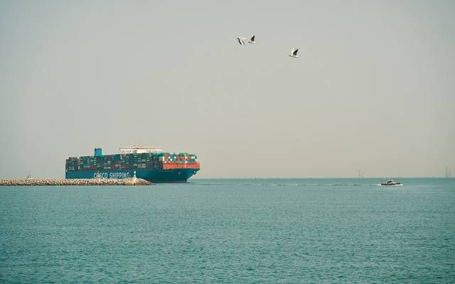 "موانئ" تدعو أصحاب البضائع الواردة بميناء الملك عبدالعزيز بالدمام بسرعة إخراجها