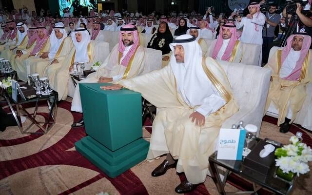 وزير الموارد البشرية يدشن المنصة الوطنية الموحدة للتوظيف "جدارات"
