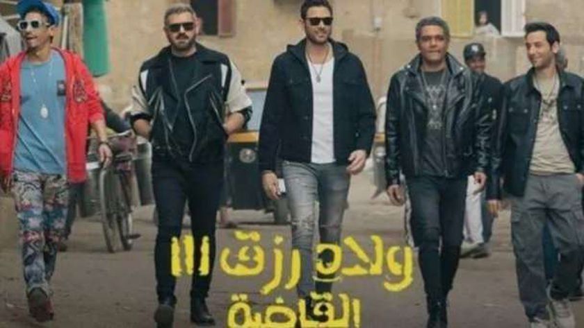عمرو يوسف يحتفل بتخطي إيرادات فيلم «ولاد رزق 3» ربع مليار جنيه
