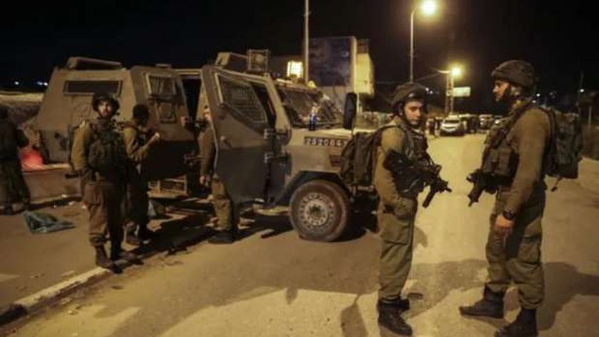 إعلام فلسطيني: تعزيزات عسكرية للاحتلال بمخيم الفارغة بالضفة الغربية