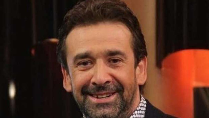 كريم عبدالعزيز عن «الفيل الأزرق»: مروان حامد سبب خروجي بره الصندوق
