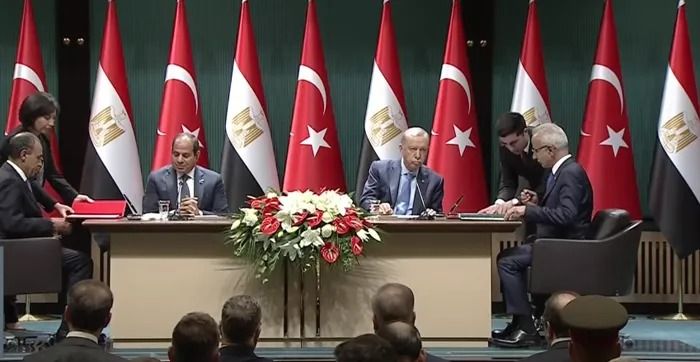 الرئيس السيسي وإردوغان يشهدان التوقيع على مذكرات تفاهم بين البلدين