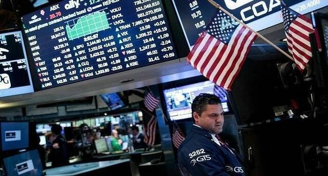 انخفاض مؤشرات الأسهم الأمريكية.. و"داو" يخسر 600 نقطة