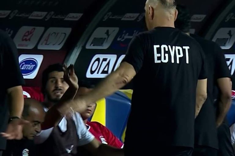 حكاية حجازي وحسام حسن.. "طرف ثالث" يتسبب في أزمة المدافع ومدرب المنتخب