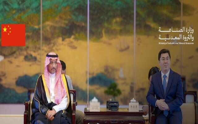وزير الصناعة يختتم زيارته إلى الصين لبحث فرص التعاون بصناعة السيارات والأتمتة