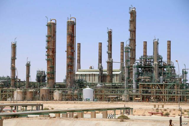 أوبك تخفض توقعات الطلب العالمي على النفط للعامين الحالي والمقبل