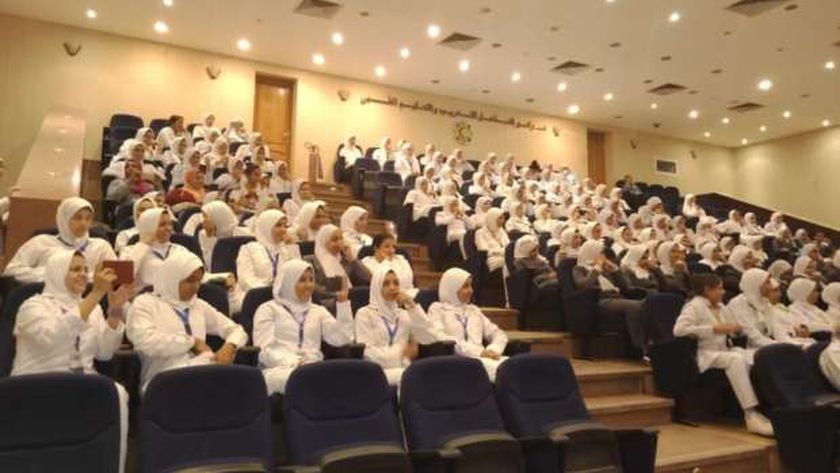 الأوراق المطلوبة للتقديم لكلية التمريض بجامعة طنطا.. 7 مستندات مهمة