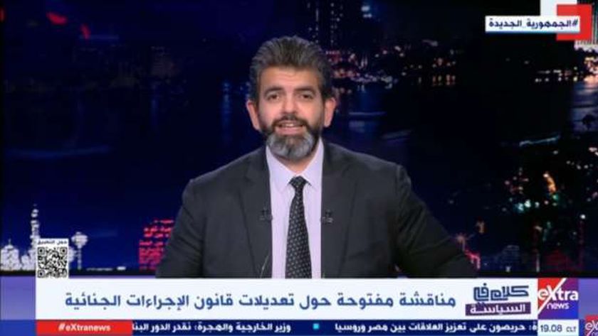 خبراء إعلام: الطاهري قدم نموذجا مهنيا يحتذى به.. وحلقة «الإجراءات الجنائية» تُدرس في الكليات