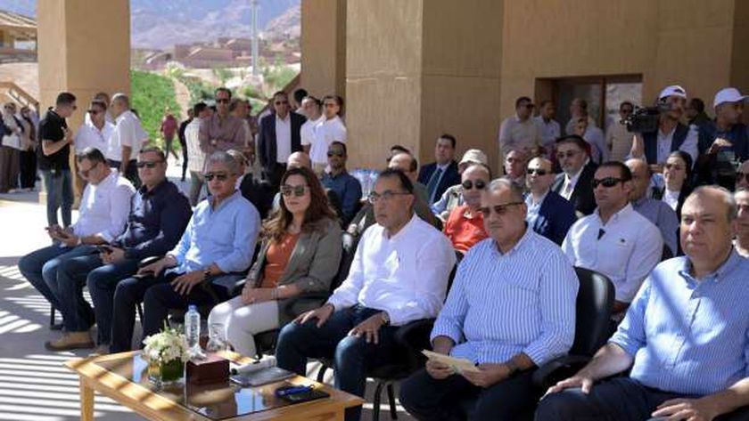 مدبولي يشهد احتفالية تسليم جائزة التميز العالمية للمنصة الجغرافية لجنوب سيناء
